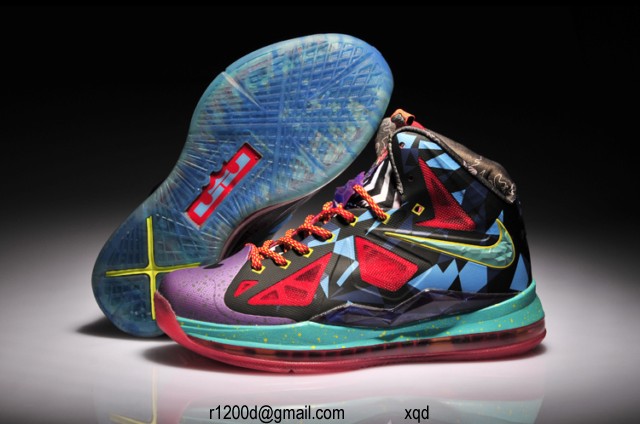 lebron james chaussure 2019