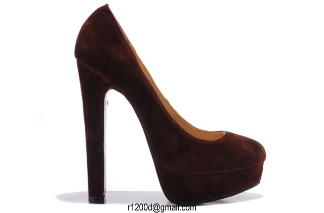 louboutin en chocolat louboutin en chocolat