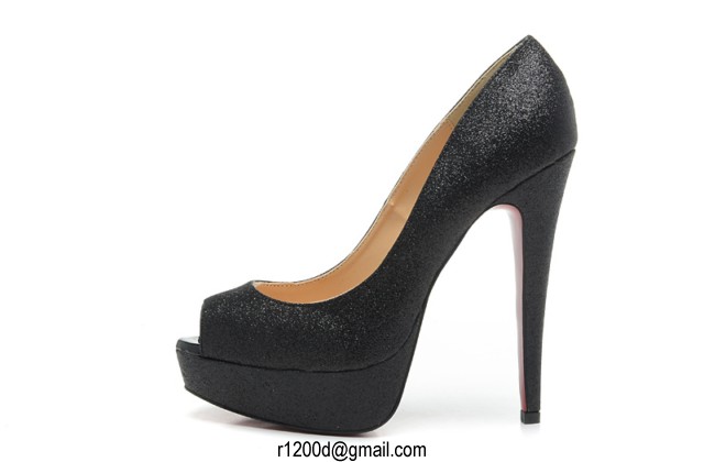 louboutin talon carré