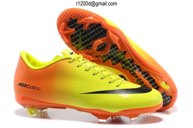 chaussure de foot nike orange