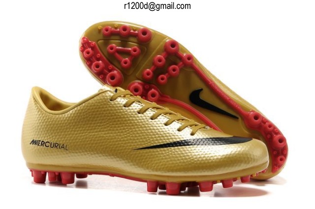 chaussure de foot total 90